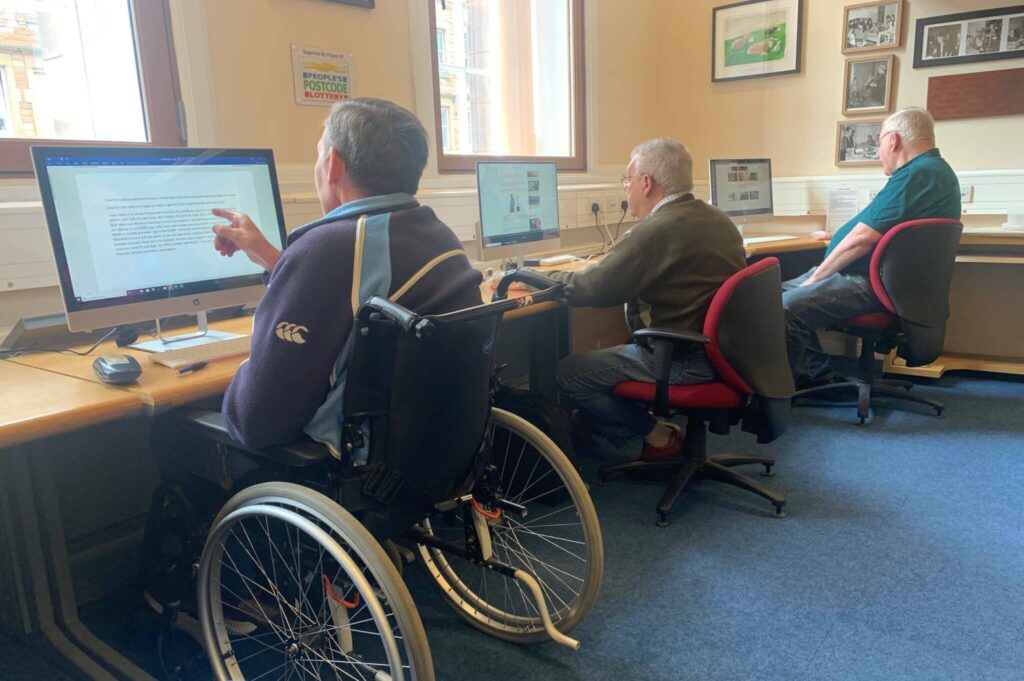 Computing group for disabled adults in Edinburgh